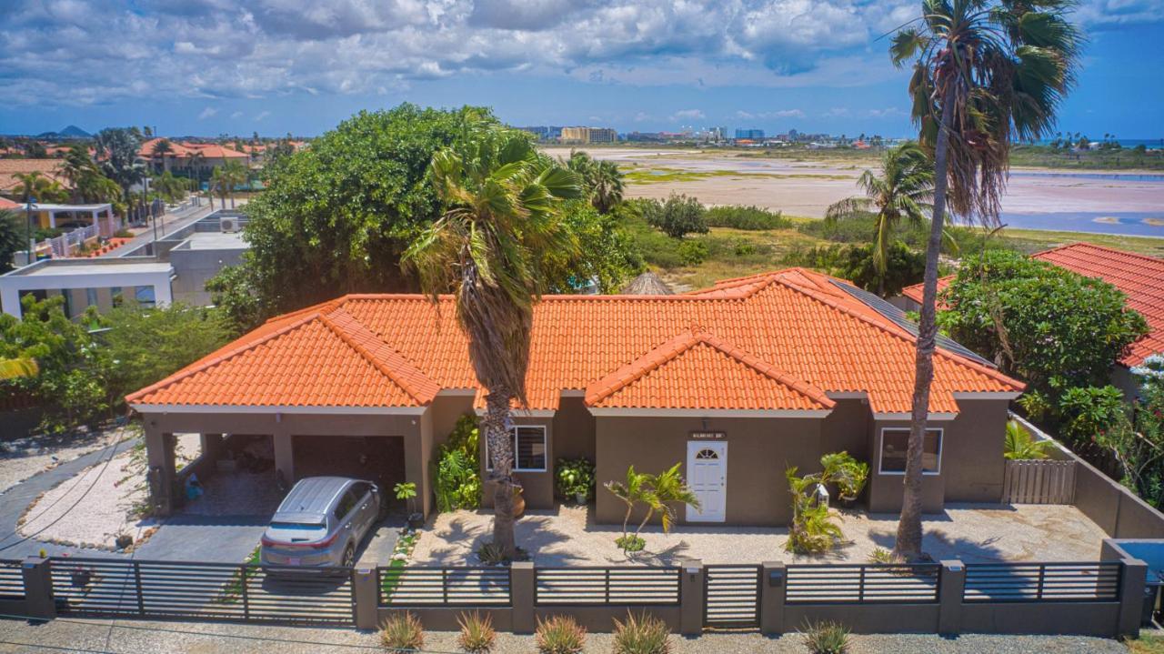 Lama Y Solo Unique Private Room Walking Distance To The Beach Palm Beach Luaran gambar